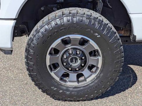 Certified 2024 Ford F250 Lariat w/ Tremor Off-Road Package AWD/4WD image 12