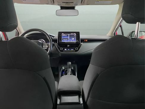 Used 2021 Toyota Corolla LE FWD image 22