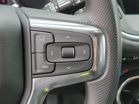 Used 2025 Chevrolet Blazer LT AWD/4WD image 14