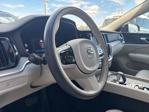 Used 2023 Volvo V60 B5 Cross Country Plus w/ Climate Package image 20