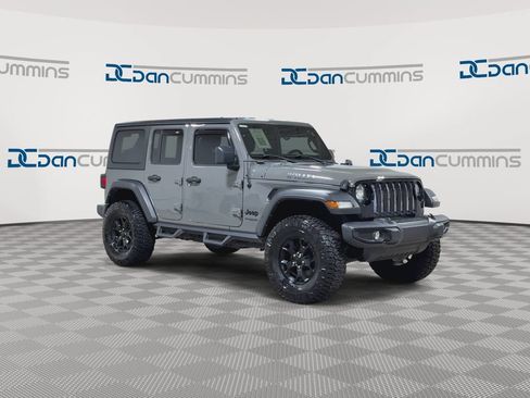 Used 2022 Jeep Wrangler Unlimited Sport AWD/4WD image 2
