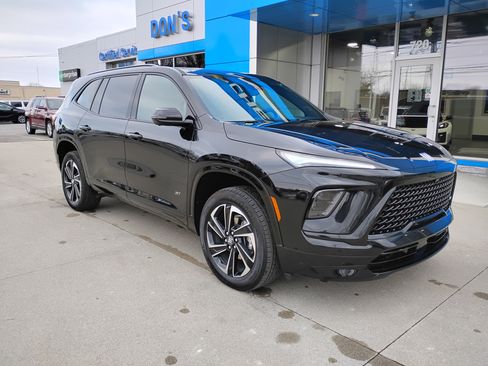 Used 2025 Buick Enclave Sport Touring image 3