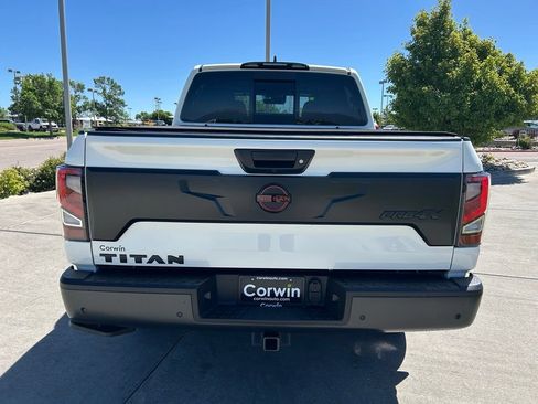 Used 2024 Nissan Titan PRO-4X w/ Pro-4x Convenience Package AWD/4WD image 8