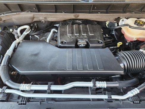 Used 2022 Chevrolet Silverado 1500 LT image 29