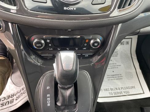 Used 2014 Ford Escape Titanium FWD image 22