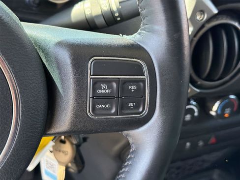 Used 2017 Jeep Wrangler Unlimited Sport w/ Connectivity Group AWD/4WD image 23