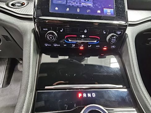 Used 2024 Jeep Grand Cherokee L Laredo image 24