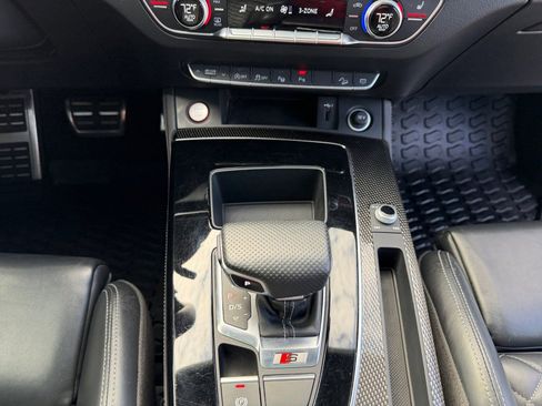 Used 2021 Audi SQ5 Prestige image 11