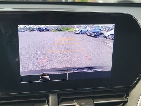 Used 2025 Chevrolet Trax RS w/ Driver Confidence Package image 24