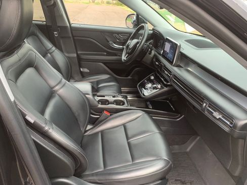 Used 2021 Lincoln Corsair AWD w/ Rear Removable Package Tray image 30