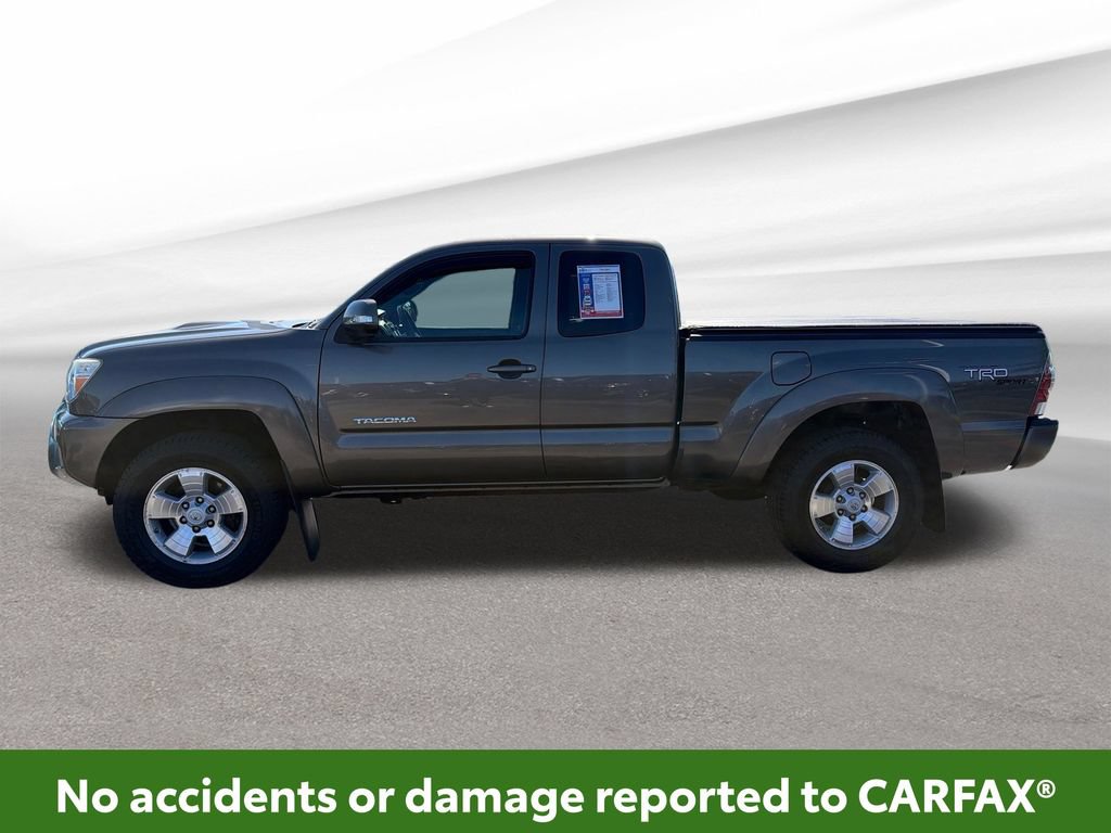 Used 2013 Toyota Tacoma 4x4 Access Cab V6 w/ TRD Sport Pkg image 2