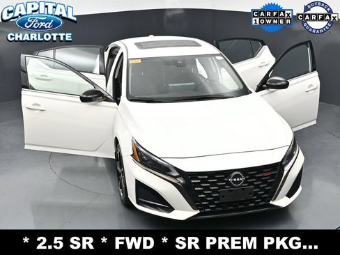 Used 2023 Nissan Altima 2.5 SR w/ SR Premium Package FWD image 33