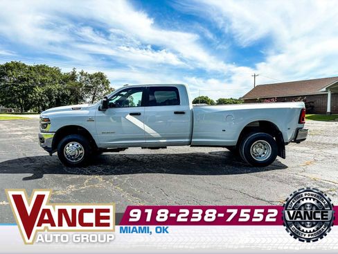 Used 2025 RAM 3500 Big Horn image 4