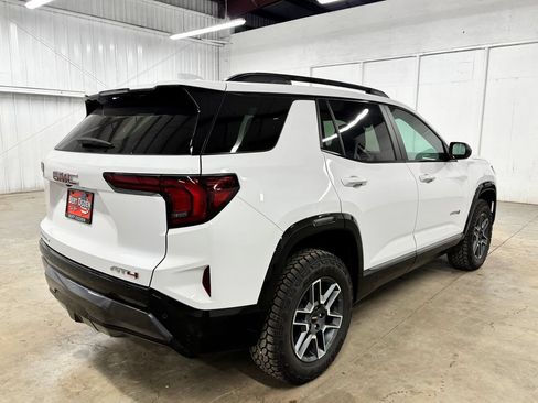Used 2026 GMC Terrain AT4 AWD/4WD image 7