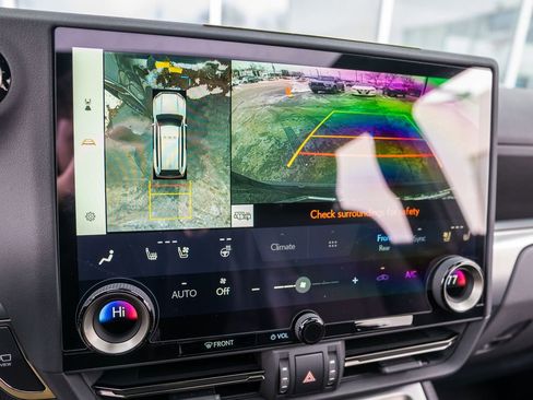 New 2026 Lexus GX 550 image 34