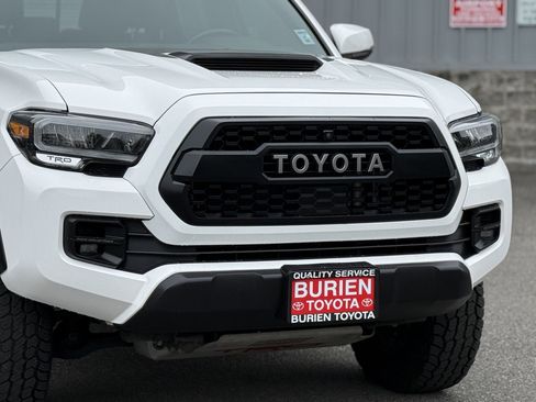 Certified 2022 Toyota Tacoma TRD Pro image 32