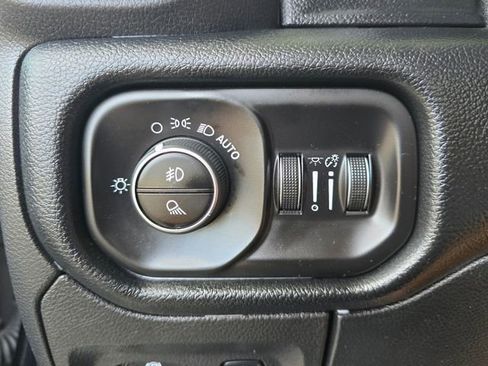 Used 2020 RAM 1500 Laramie AWD/4WD image 17