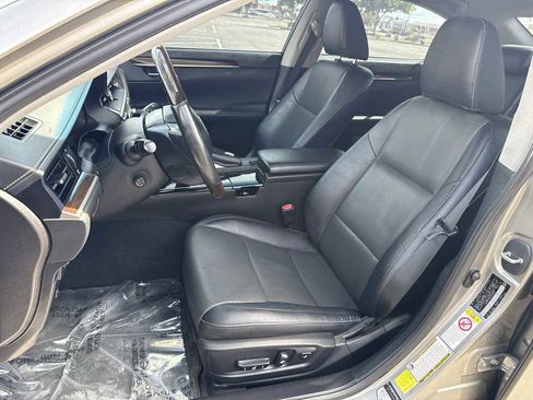Used 2017 Lexus ES 350 w/ Navigation System Package FWD image 13