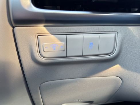 New 2026 Hyundai Tucson SE image 17