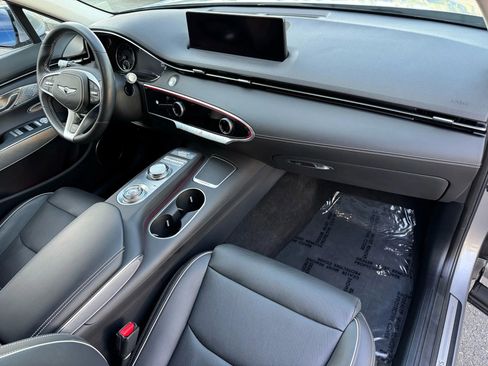 Used 2024 Genesis Electrified GV70 image 23