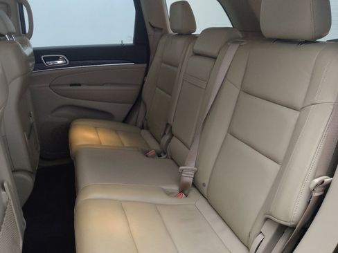 Used 2021 Jeep Grand Cherokee Limited image 18