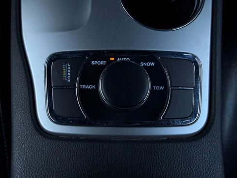 Used 2015 Jeep Grand Cherokee SRT w/ Trailer Tow Group IV image 51