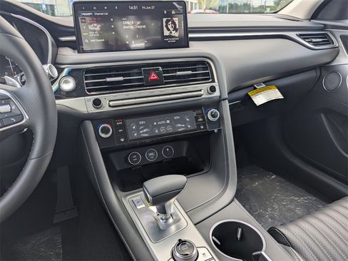 Used 2026 Genesis G70 2.5T Prestige image 19