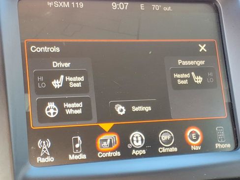 Used 2015 Jeep Cherokee Trailhawk w/ Leather Interior Group image 11