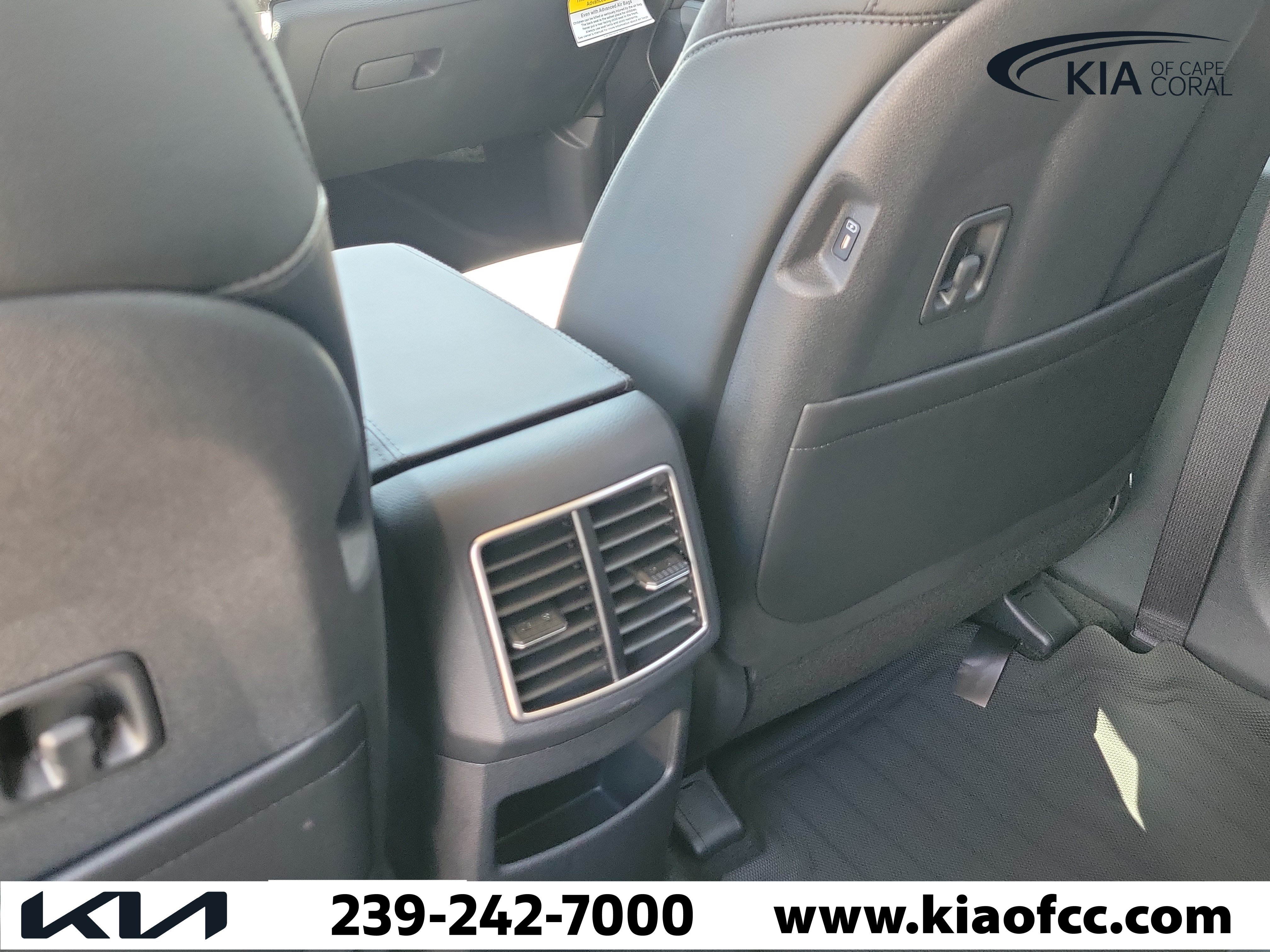 New 2026 Kia Sportage SX FWD image 14