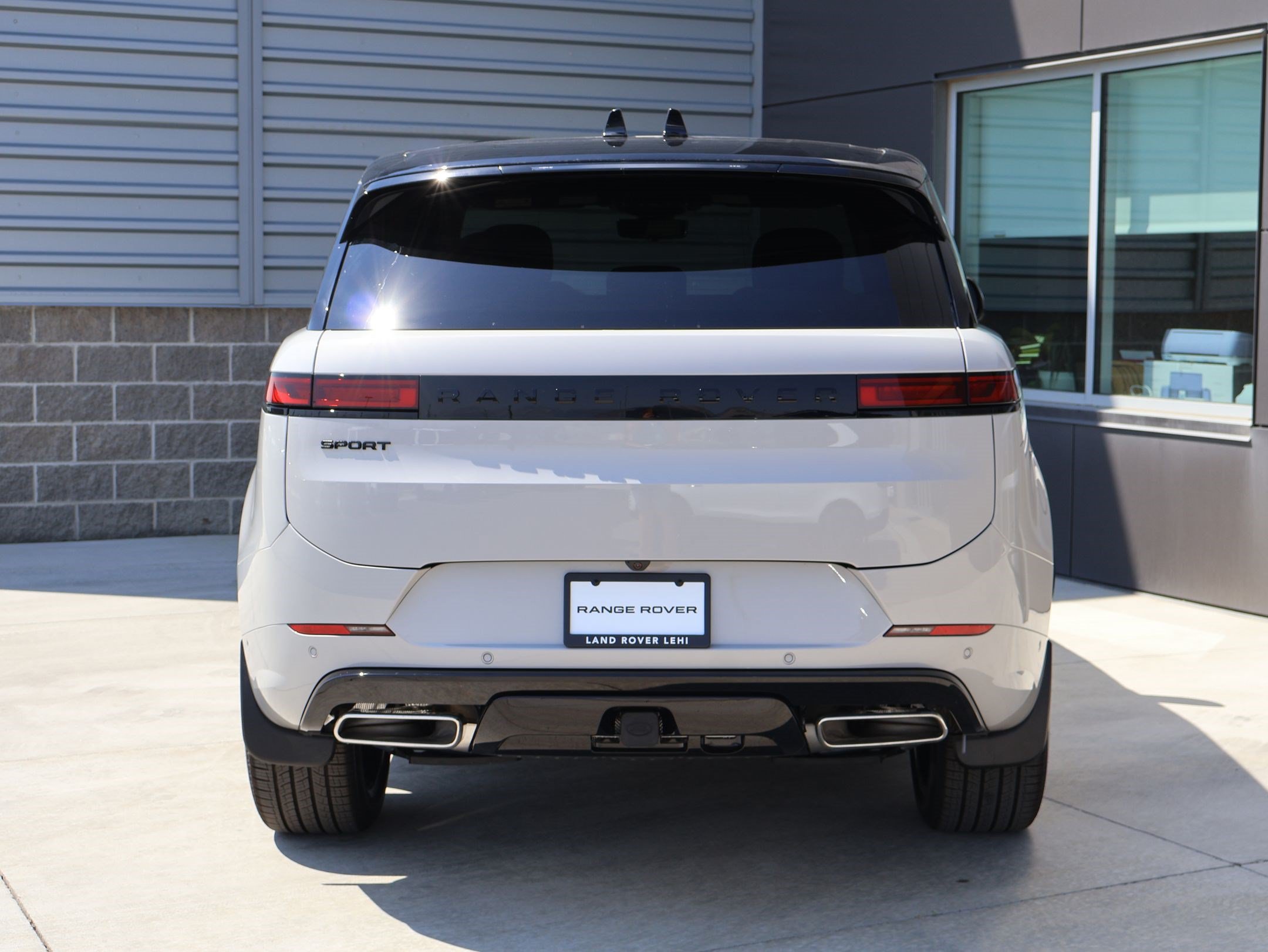New 2026 Land Rover Range Rover Sport Dynamic SE AWD/4WD image 7