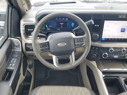 New 2026 Ford F450 Platinum w/ Platinum Plus Package image 14