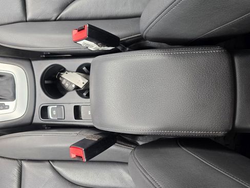 Used 2016 Audi Q3 2.0T Prestige AWD/4WD image 40