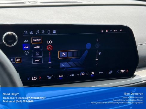 Used 2025 Chevrolet Traverse LT FWD image 39