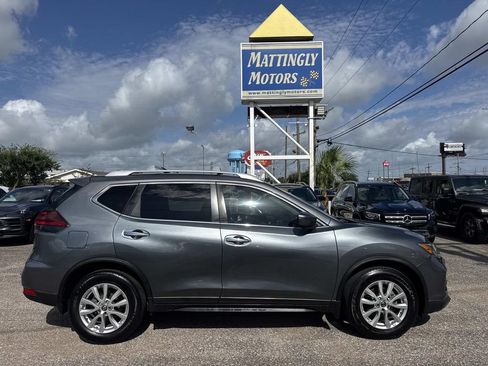 Used 2020 Nissan Rogue S w/ Special Edition Package FWD image 10