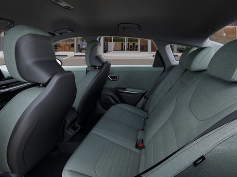 New 2025 Kia K4 EX image 18