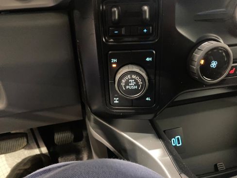 New 2026 Ford F250 XLT AWD/4WD image 30