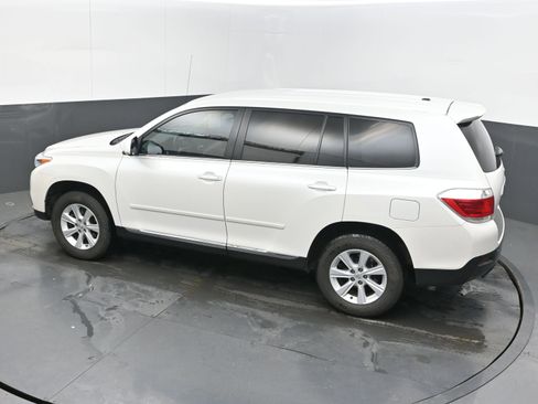 Used 2011 Toyota Highlander 2WD image 33