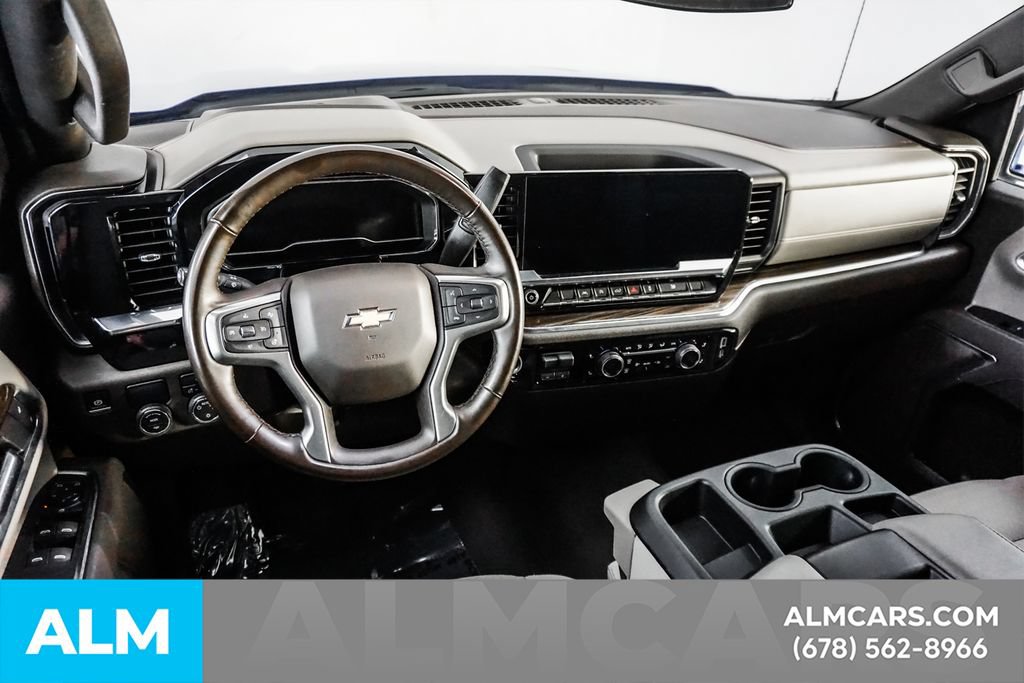 Used 2025 Chevrolet Silverado 1500 LT RWD image 23