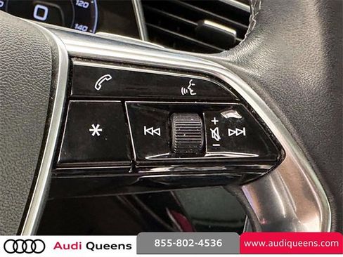 Used 2021 Audi e-tron Premium image 28