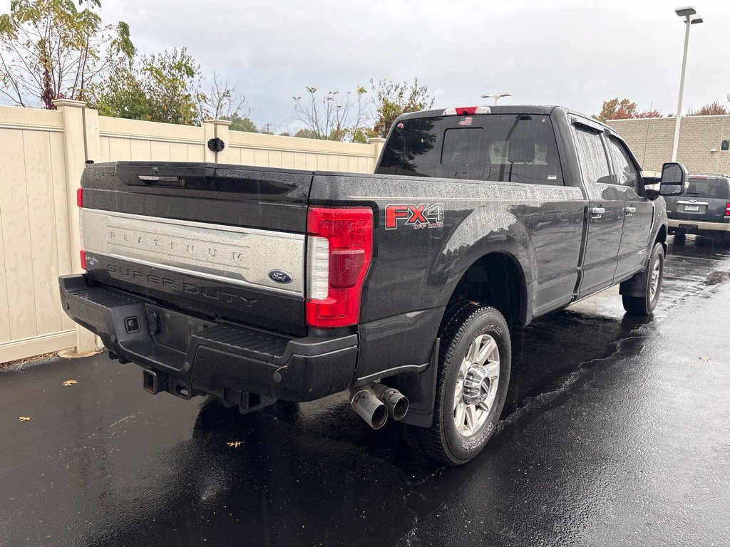 Used 2019 Ford F350 Platinum w/ Platinum Ultimate Package AWD/4WD image 3