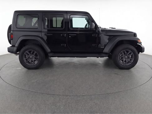 Used 2024 Jeep Wrangler Sport S AWD/4WD image 9