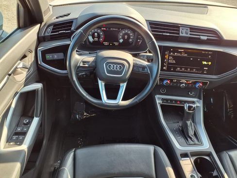Used 2024 Audi Q3 2.0T Premium AWD/4WD image 9