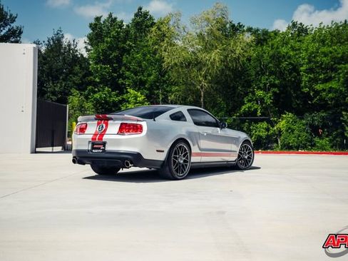 Used 2012 Ford Mustang Shelby GT500 w/ SVT Performance Pkg image 38