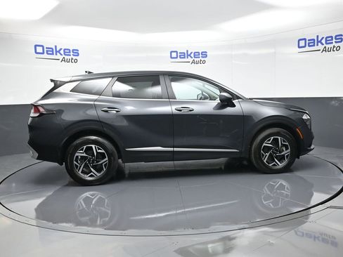 Certified 2023 Kia Sportage LX image 9