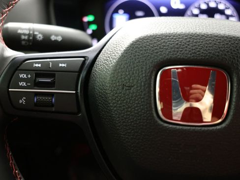 Used 2024 Honda Civic Type R image 25