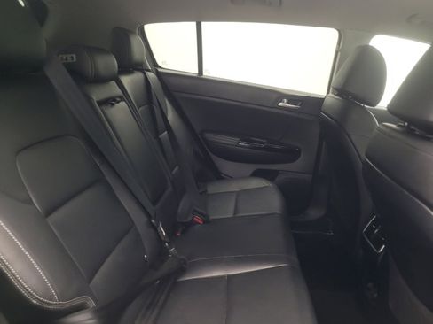 Used 2018 Kia Sportage EX FWD image 19