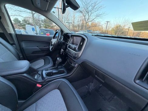 Used 2019 Chevrolet Colorado Z71 AWD/4WD image 27