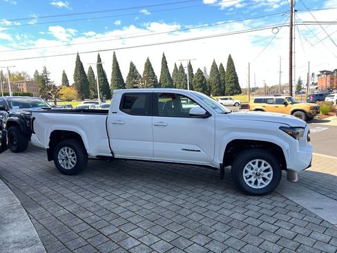 New 2026 Toyota Tacoma SR5 AWD/4WD image 6