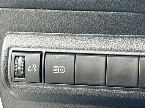 Used 2024 Toyota Corolla LE FWD image 8