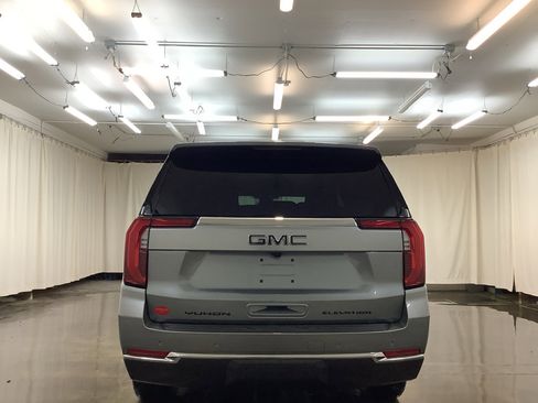 New 2026 GMC Yukon XL Elevation image 7